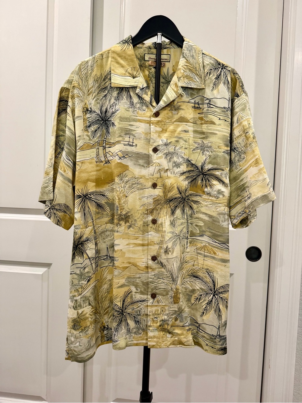 Tommy Bahama Yellow and Cream Palm Print Camp Shirt - Size Large